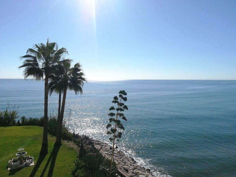 Waterfront Santa Clara Hotel 3*