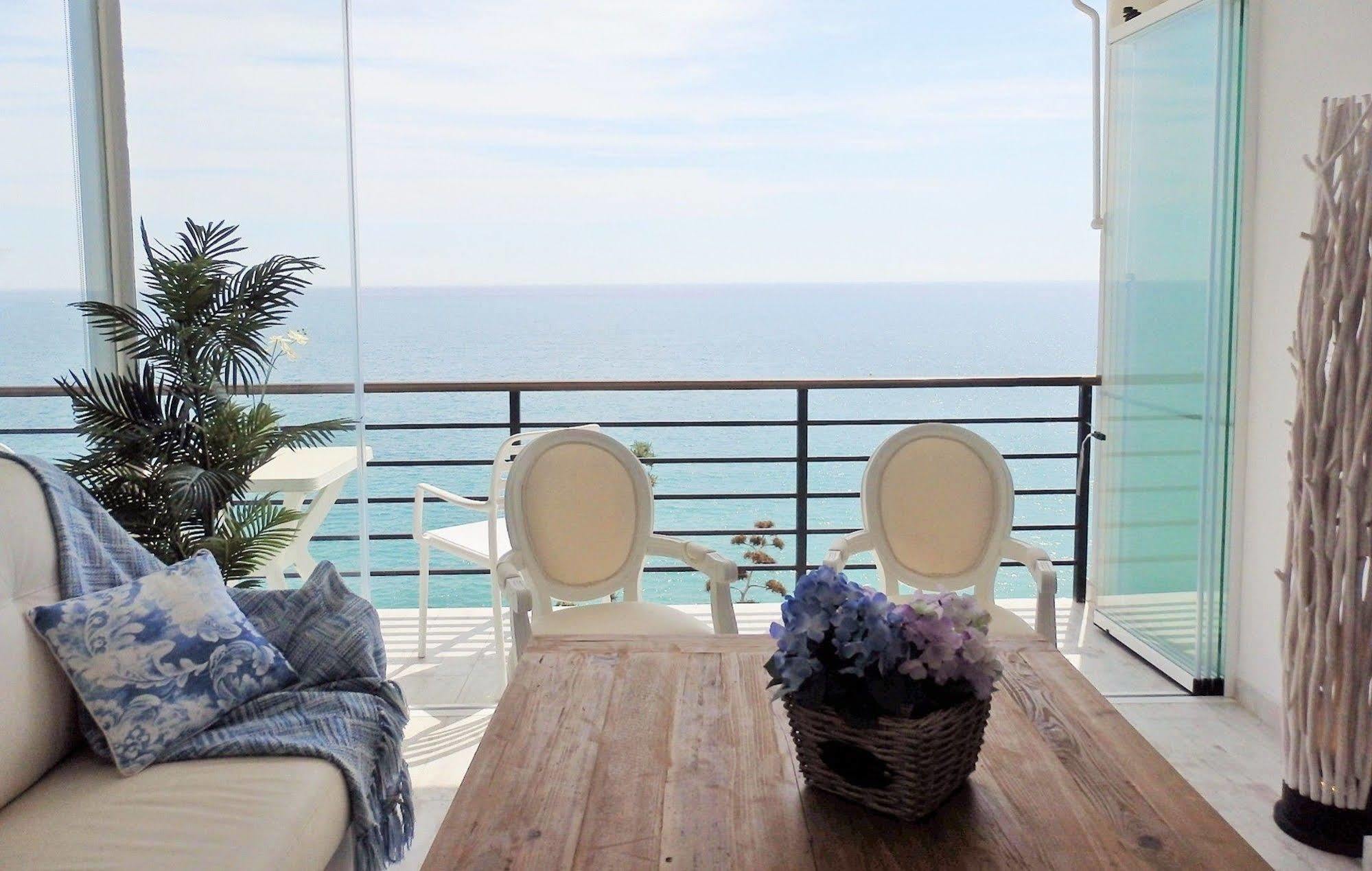 Waterfront Santa Clara Hotel Torremolinos